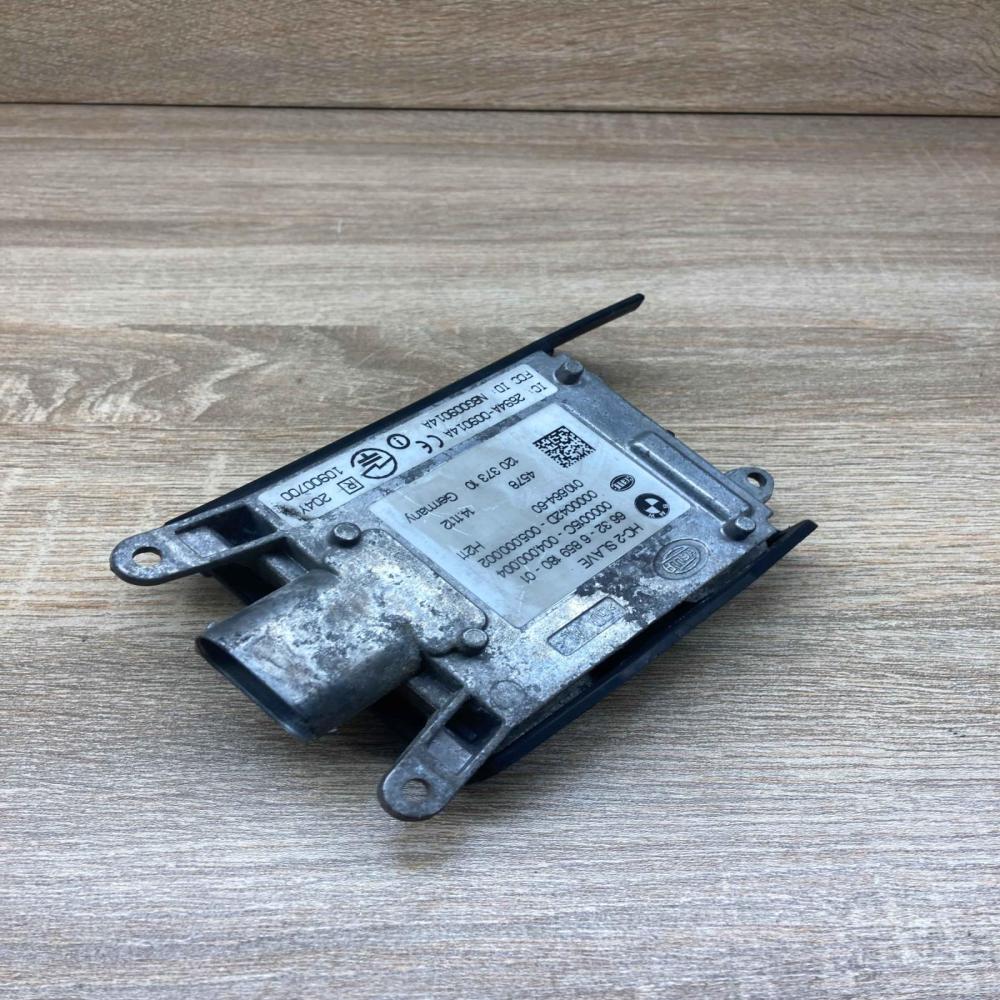 6859180 120373  10  Blind spot control module BMW 5 F10 F11