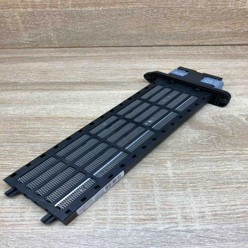 013410 0530   Electric cabin heater radiator Subaru Outback