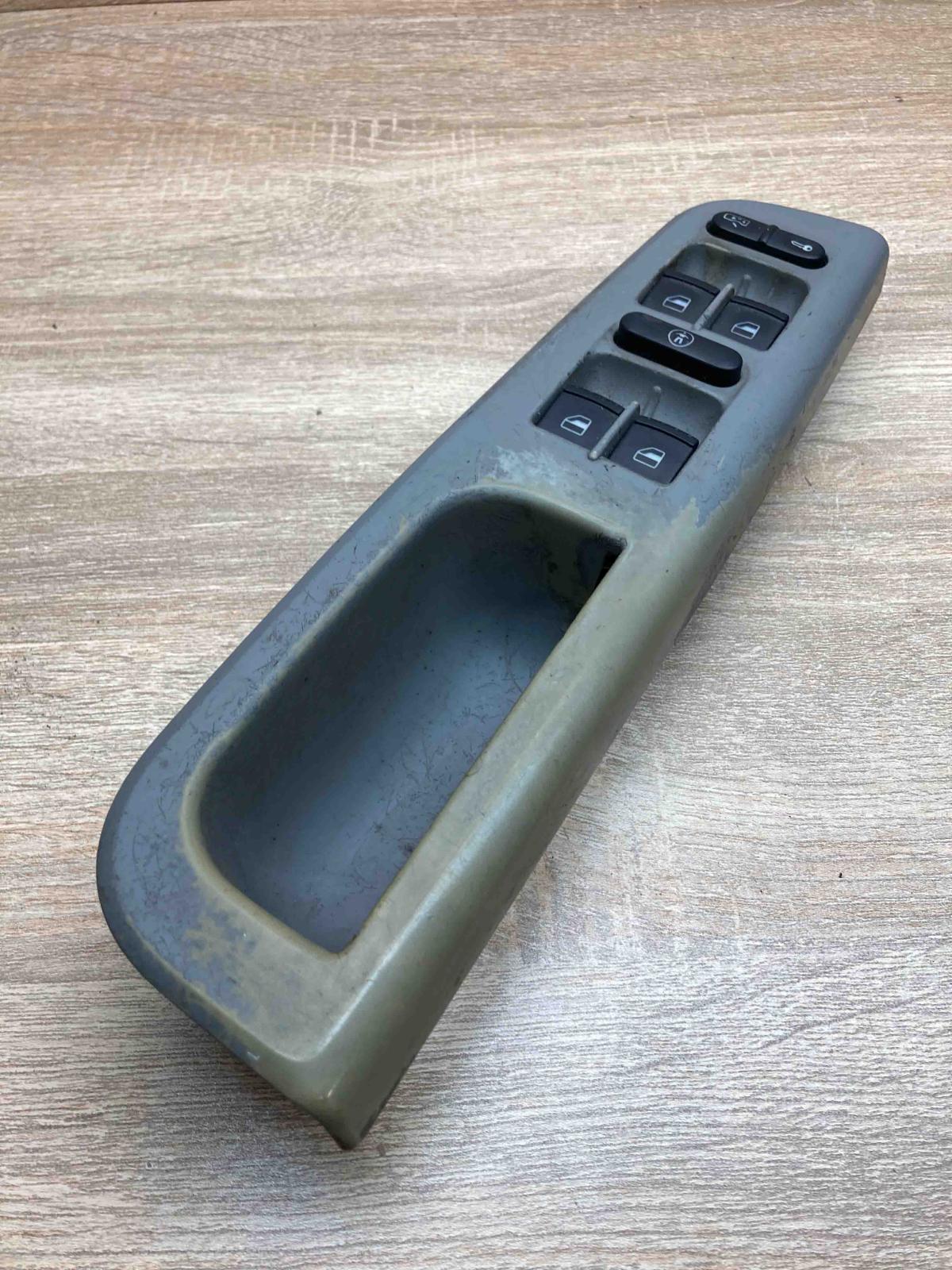 1J4959857B   Electric window control switch Volkswagen PASSAT B5