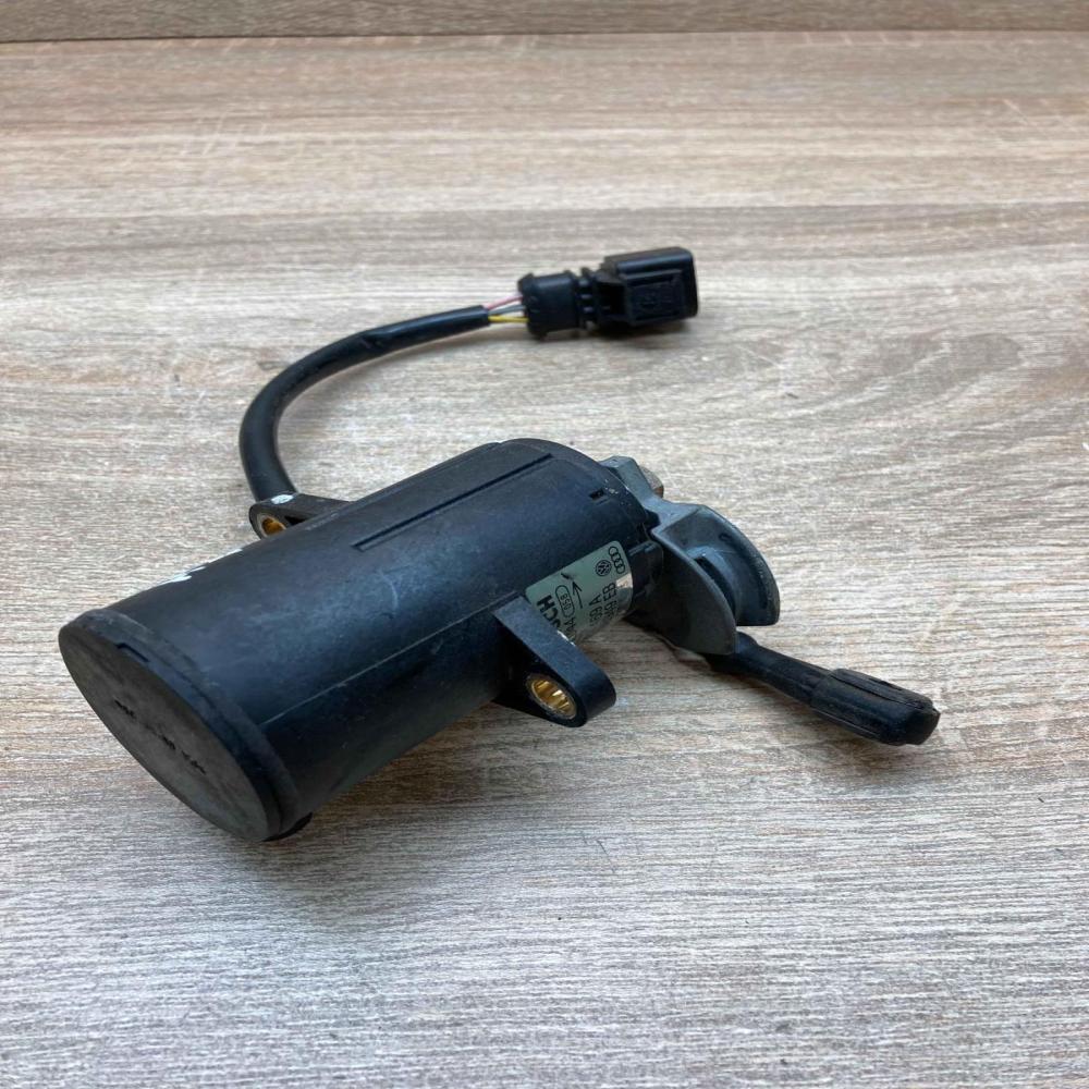 7M0907469A 0205001044  Accelerator pedal position sensor Seat Alhambra (Mk1)