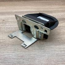9168473   Parcel shelf load cover mount bracket BMW 5 F10 F11