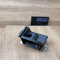 9168473   Parcel shelf load cover mount bracket BMW 5 F10 F11