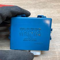 85970 12020 051500 4070  Door control unit/module Toyota Auris 150