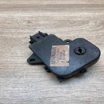 7701206538 52485222  Air flap motor/actuator Renault Laguna II