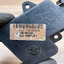 7701206538 52485222  Air flap motor/actuator Renault Laguna II