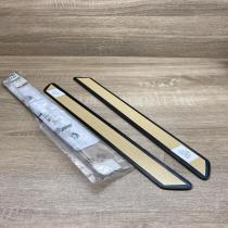 8201726401 0R2546  Rear sill trim cover Renault Zoe