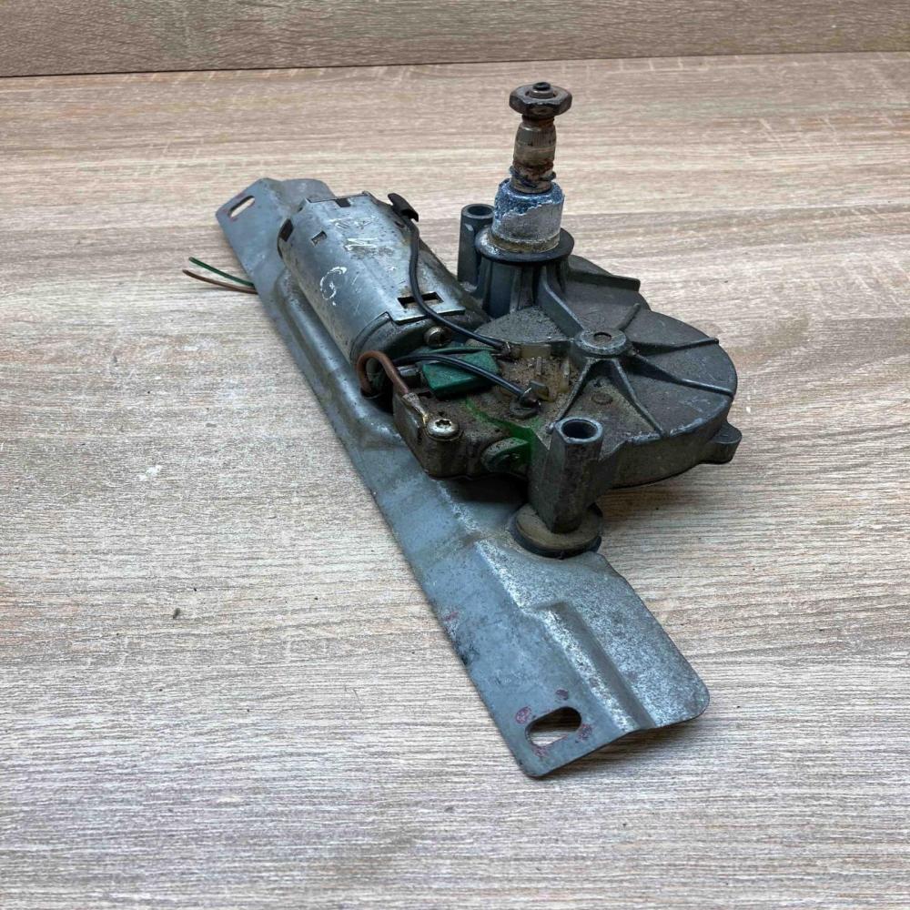3A9955711 3A9955711A  Rear window wiper motor Volkswagen PASSAT B4