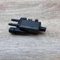 199 02852  Turbo solenoid valve Opel Signum