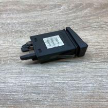 4A0941509   Hazard light switch Audi 80 90 S2 B4