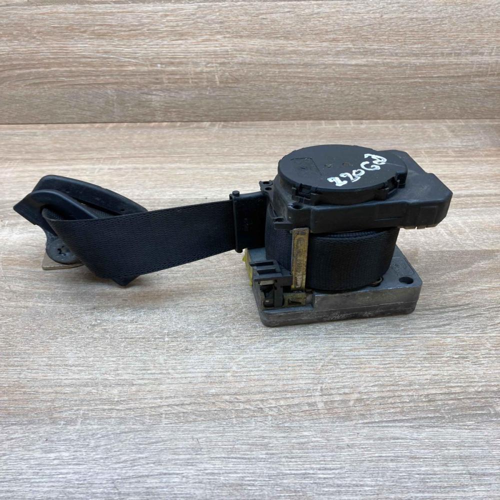 00064577 2208603085  Front seatbelt Mercedes-Benz S W220