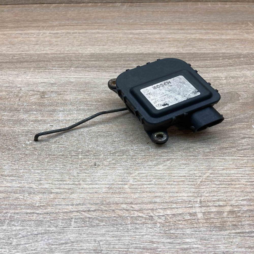 4B1820511C 0132801123  Air flap motor/actuator Audi A6 S6 C5 4B