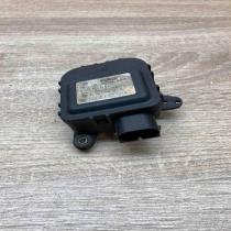 8D1820511B 0132801116  Air flap motor/actuator Volkswagen PASSAT B5