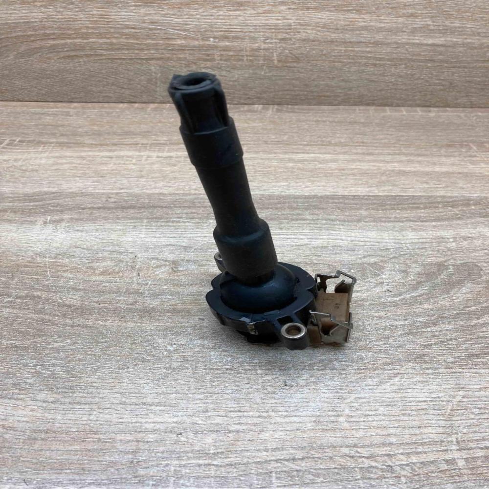 1748017 11860  High voltage ignition coil BMW 5 E39
