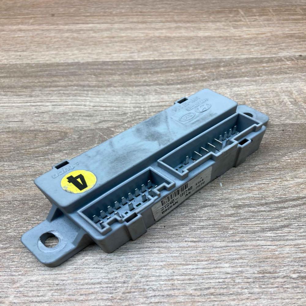 91940 1H140   Fuse module KIA Ceed