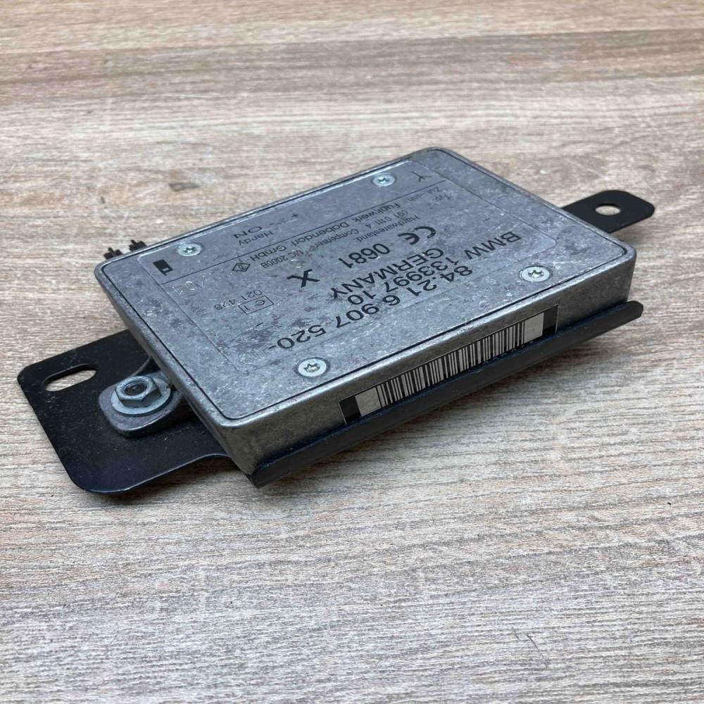 6907520 133997  Antenna control unit BMW 5 E39