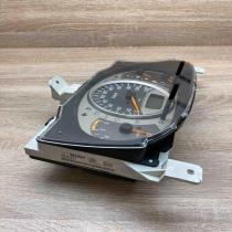 J11BU010 1313183  Speedometer (instrument cluster) Nissan Almera Tino