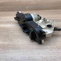 MB947678 9041704687  Climate control unit Mitsubishi Carisma