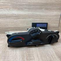 MB947678 9041704687  Climate control unit Mitsubishi Carisma
