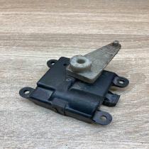 3K01030820 030321  Air flap motor/actuator Nissan 350Z
