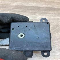3K01030820 030321  Air flap motor/actuator Nissan 350Z