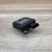 4B1820511B 0132801135  Air flap motor/actuator Audi A6 S6 C5 4B