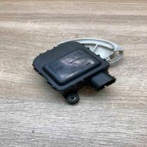 8d1820511e 0132801148  Air flap motor/actuator Audi A6 S6 C5 4B