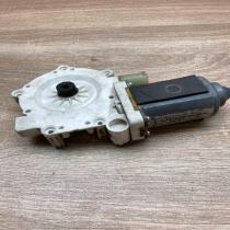 8360511 113842  Rear door window regulator motor BMW 5 E39
