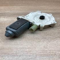 8360511 113842  Rear door window regulator motor BMW 5 E39
