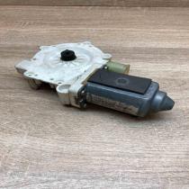 8360511 113842  Rear door window regulator motor BMW 5 E39