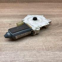 8360512 113843  Front door window regulator motor BMW 5 E39