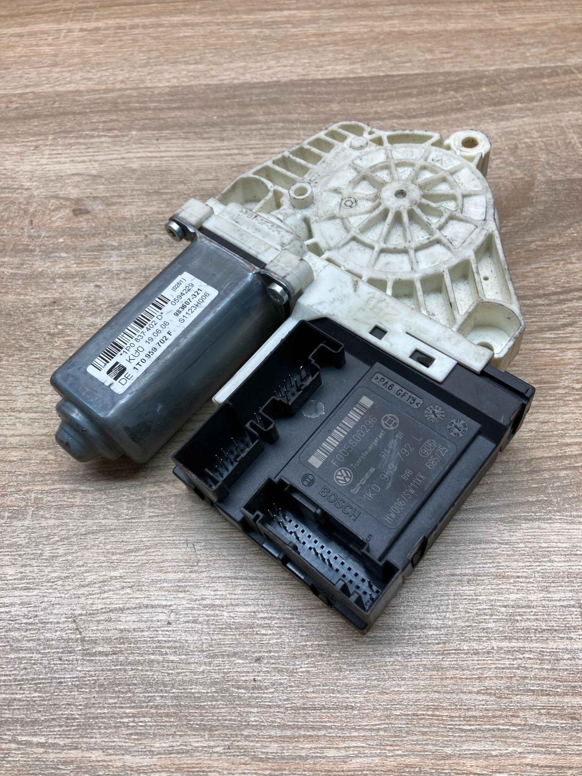 1K0959792L 1T0959702F  Front door window regulator motor Volkswagen PASSAT B6