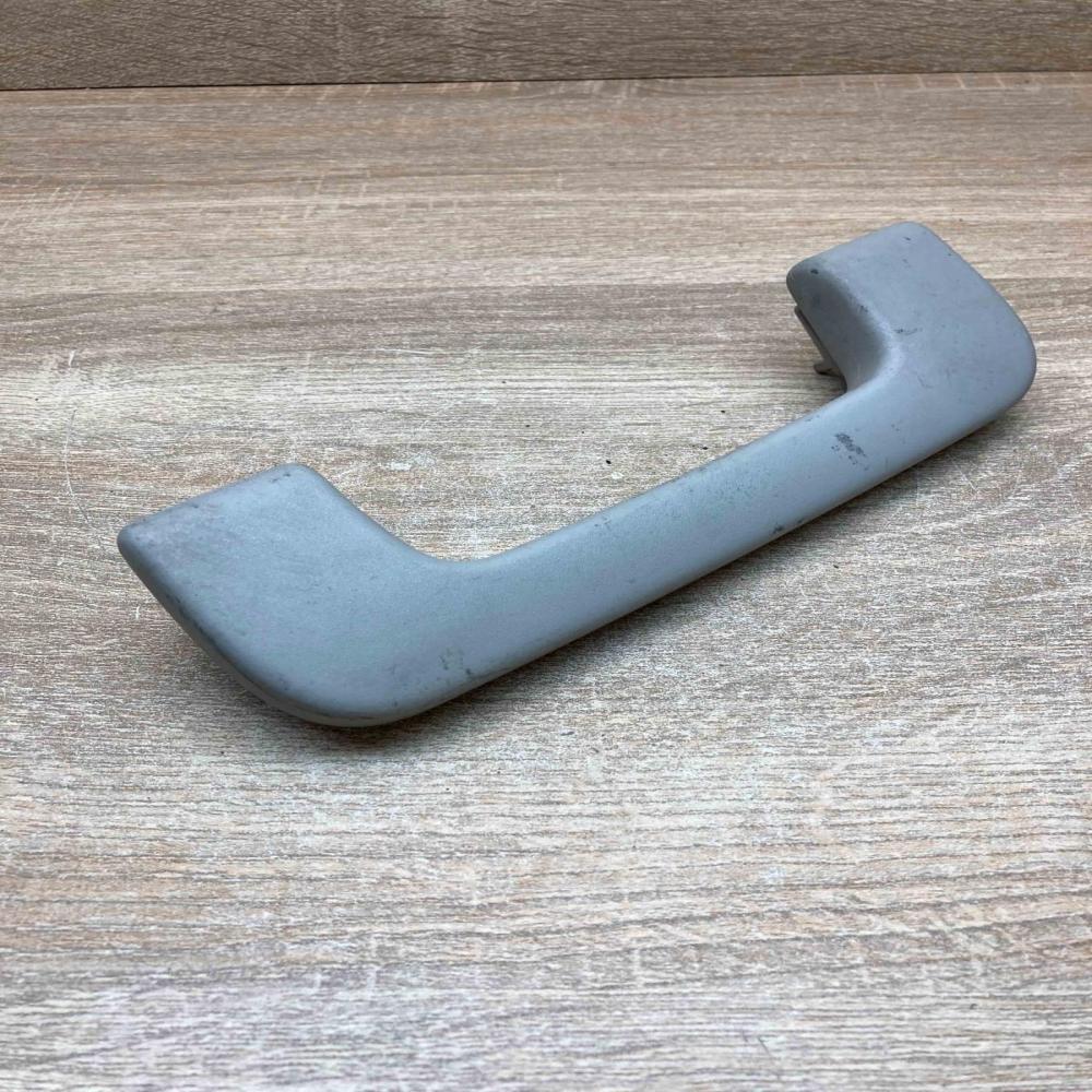 8P0857607   Front interior roof grab handle Audi A3 S3 8P