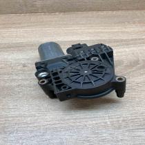 0130821784 1003003428  Rear door window regulator motor Audi A6 S6 C5 4B