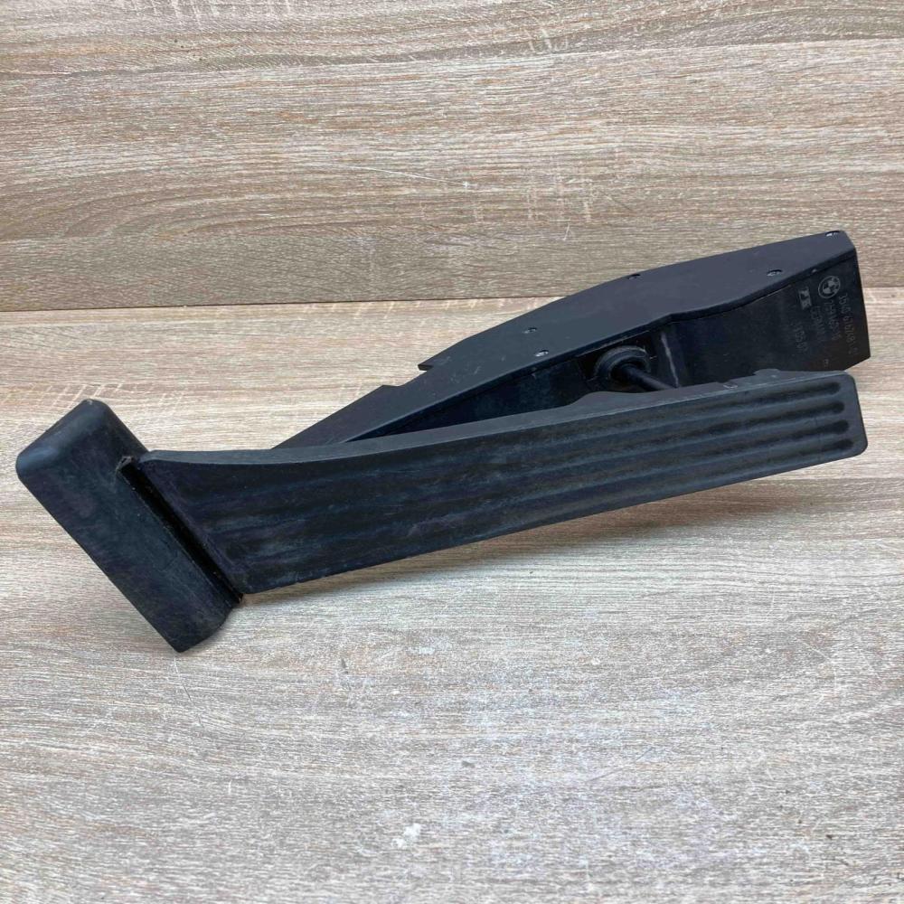 6762481 259160  Accelerator throttle pedal BMW X5 E53
