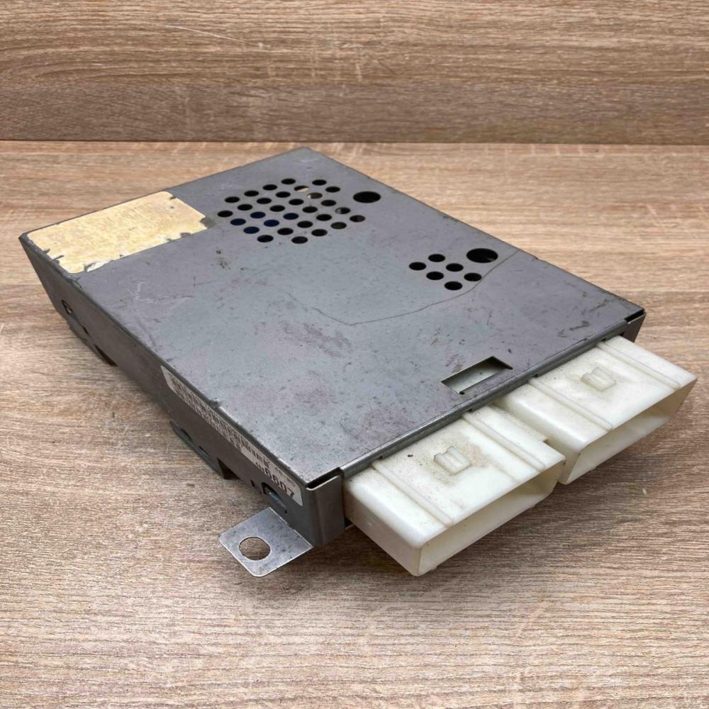 P4686607 TQH130590YEW  Other control units/modules Chrysler Voyager