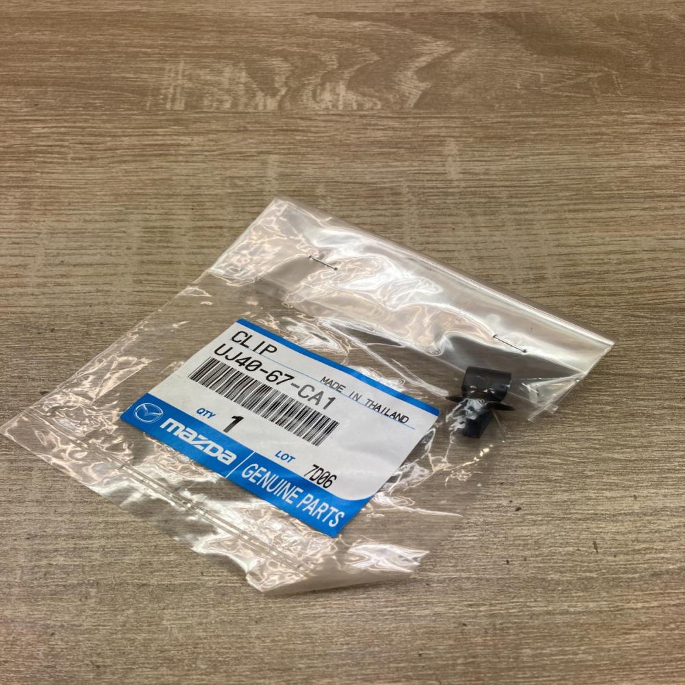 UJ40 67 CA1   Other interior part Mazda BT-50