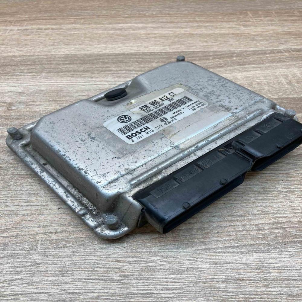 038906012CT 0281010377  Engine control unit/module ECU Volkswagen Polo III 6N 6N