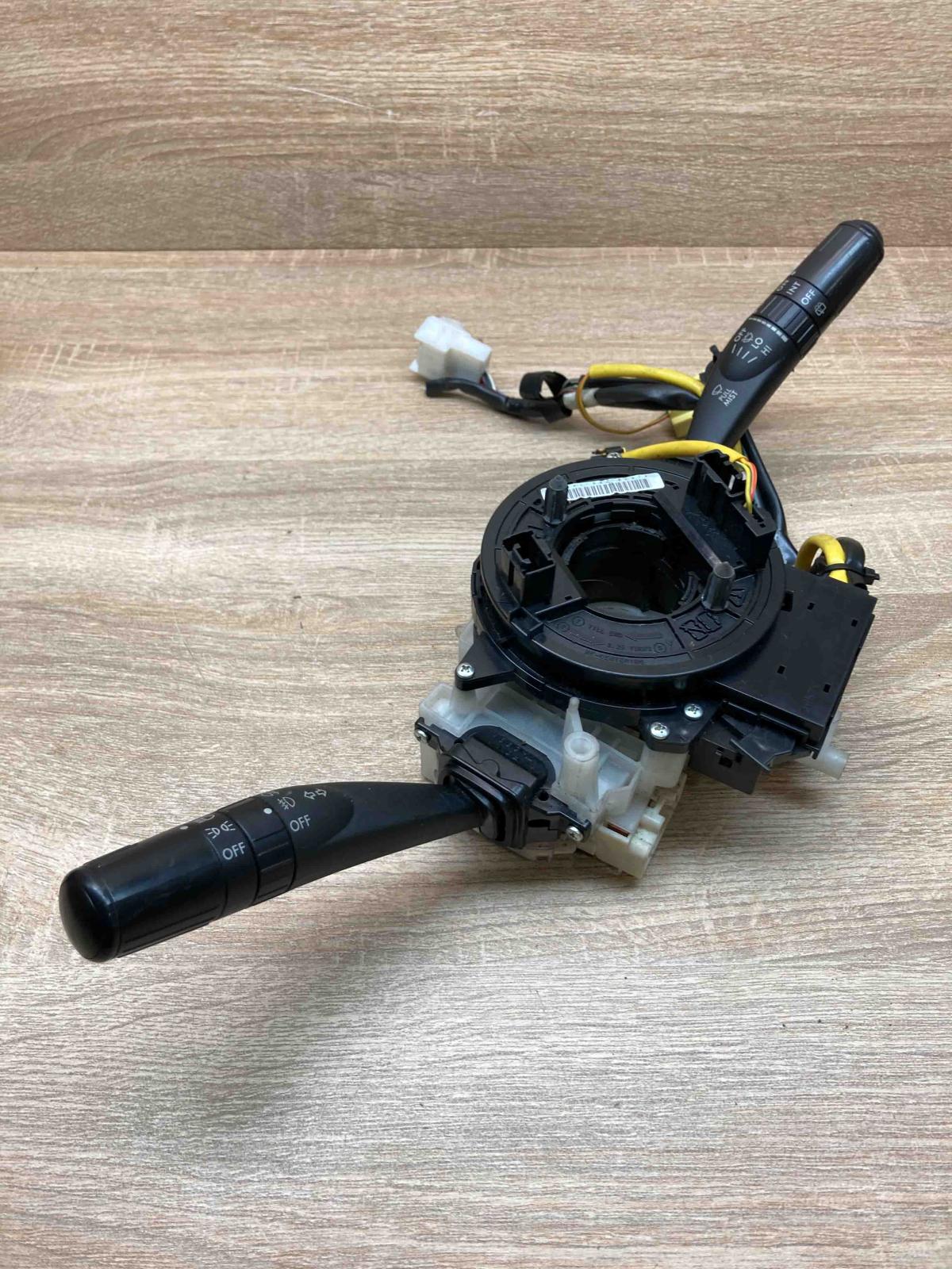 83111FG150 27546AG010D 17G267 Wiper turn signal indicator stalk/switch Subaru Fo