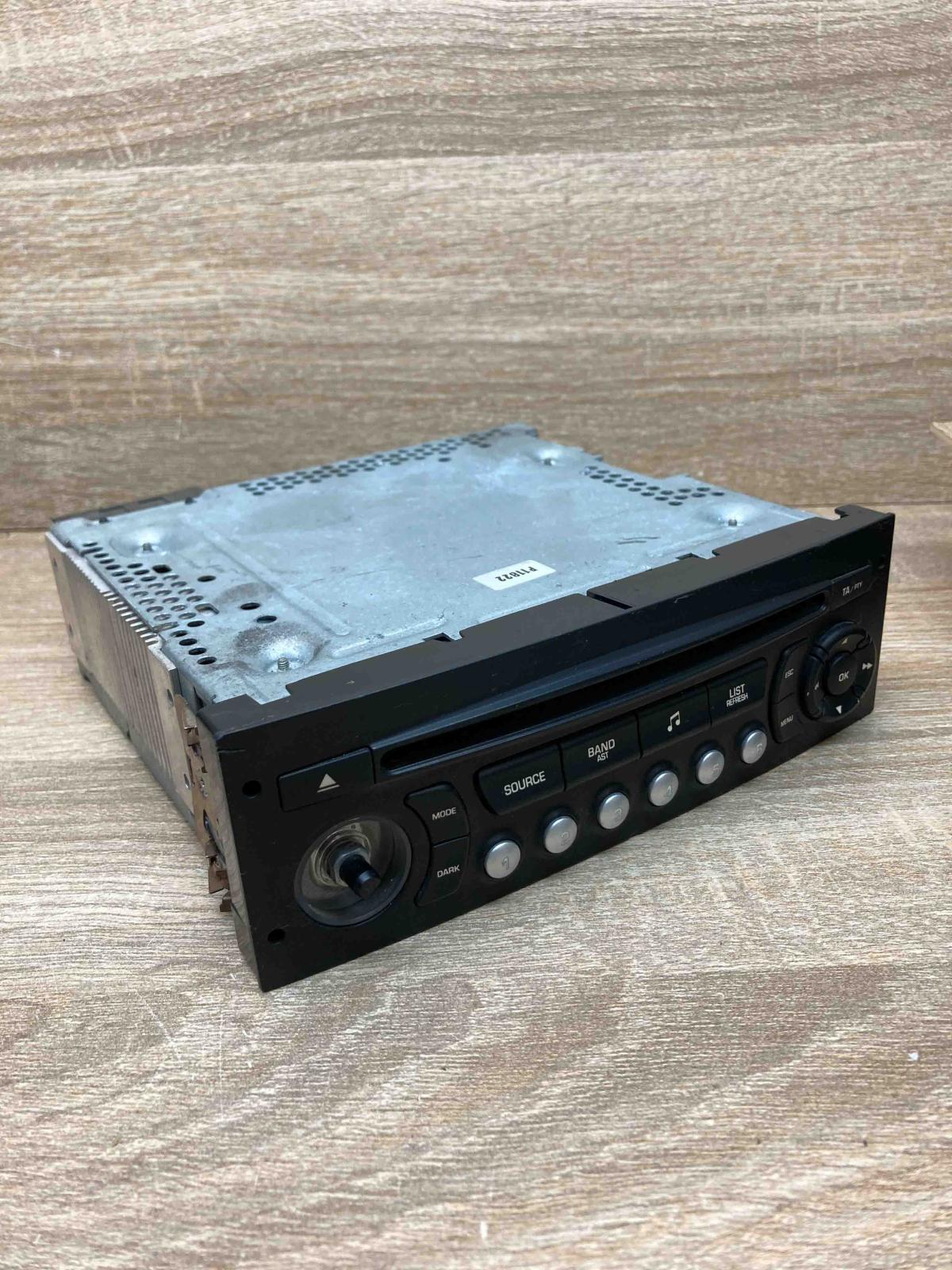 96750215XT   Radio/CD/DVD/GPS head unit Peugeot Expert