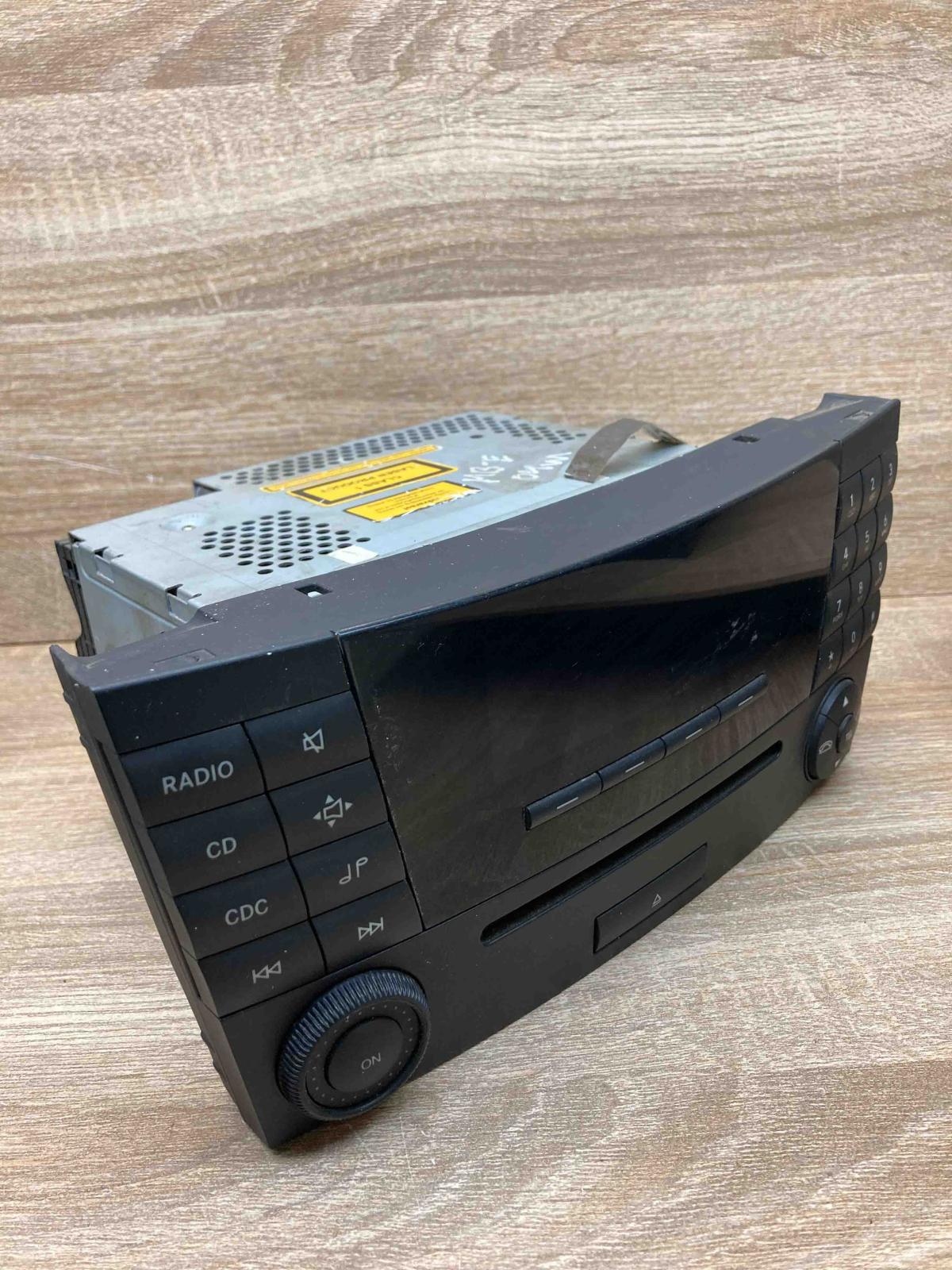A2118209789 MF2310  Radio/CD/DVD/GPS head unit Mercedes-Benz E W211