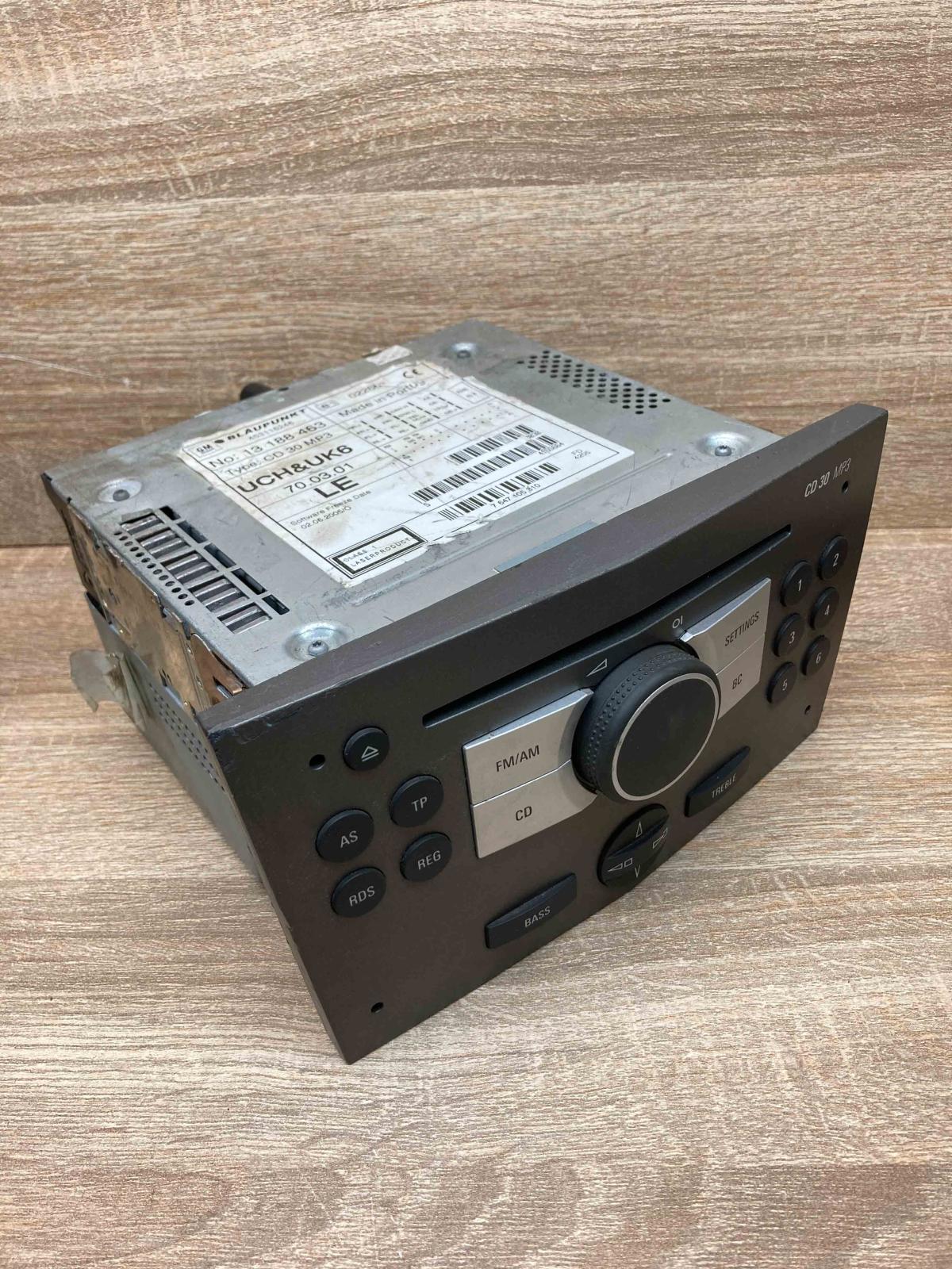 13188463 453116246 LE Radio/CD/DVD/GPS head unit Opel Zafira B
