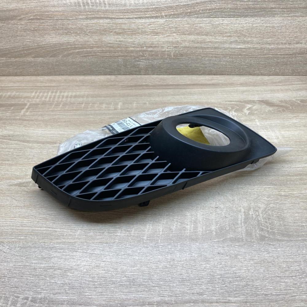 CC22 50 C11 CC22 50C11  Front fog light trim/grill Mazda CX-3