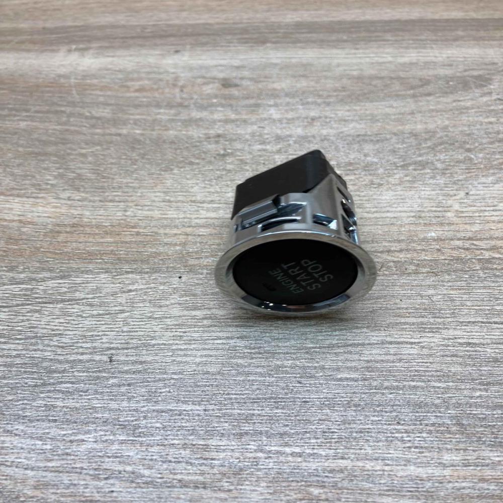 15A7101   Engine start stop button switch Toyota Corolla Verso AR10