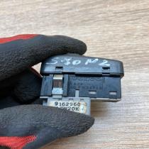 9162960   Headlight level height control switch Volvo S70  V70  V70 XC