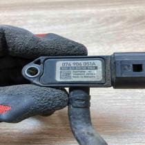 076906051A  With Plug Exhaust gas pressure sensor Volkswagen PASSAT B6