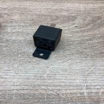 PRE0004   Other relay Audi 80 90 S2 B4
