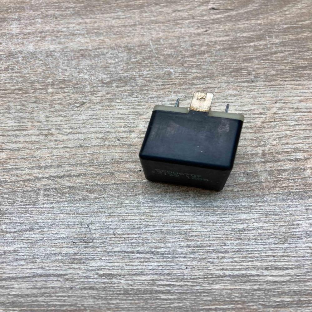 56006707   Other relay Chrysler Voyager