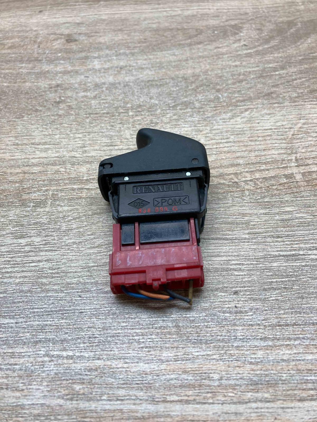 838099G  With Plug Electric window control switch Renault Scenic I