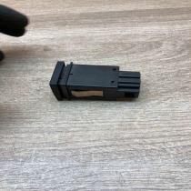 1H0959621 501591  Windscreen/window heater switch Volkswagen Golf III