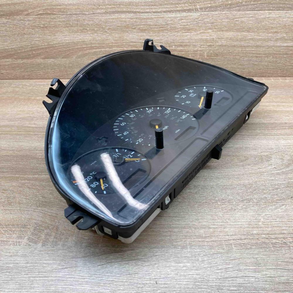 A1635404111 3201123827329  Speedometer (instrument cluster) Mercedes-Benz ML W16
